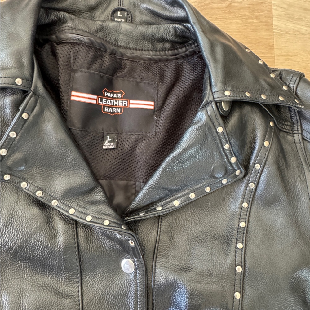 Papa’s Leather Barn Studded Black Leather Biker Jacket sz L - Picture 5 of 9
